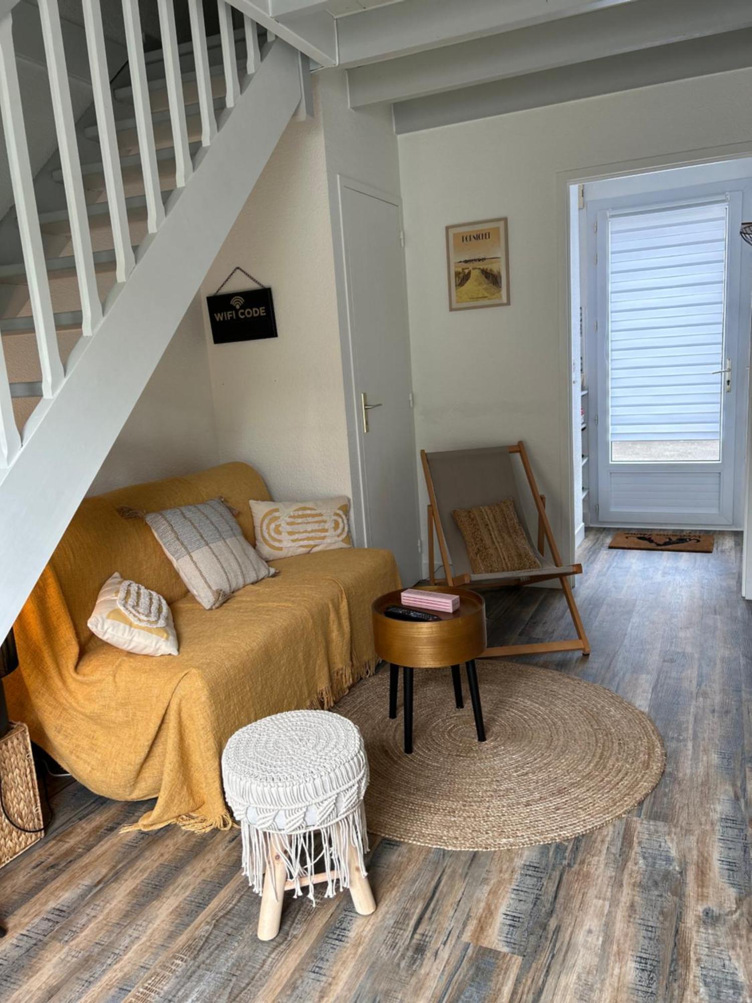 Villa En Bord De Mer Порнише Экстерьер фото